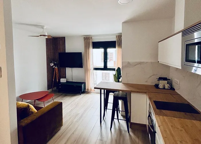 Apartamento Playa De Canteras- Albareda 1 *